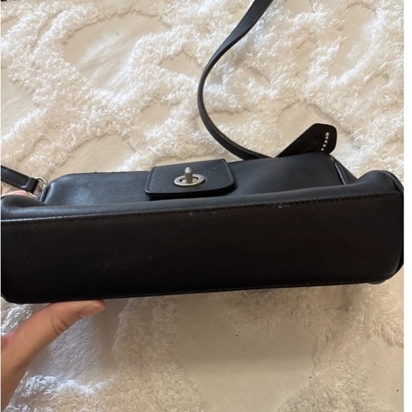 Vintage Coach Demi Legacy Bag - style 9154 - Picture 9 of 10